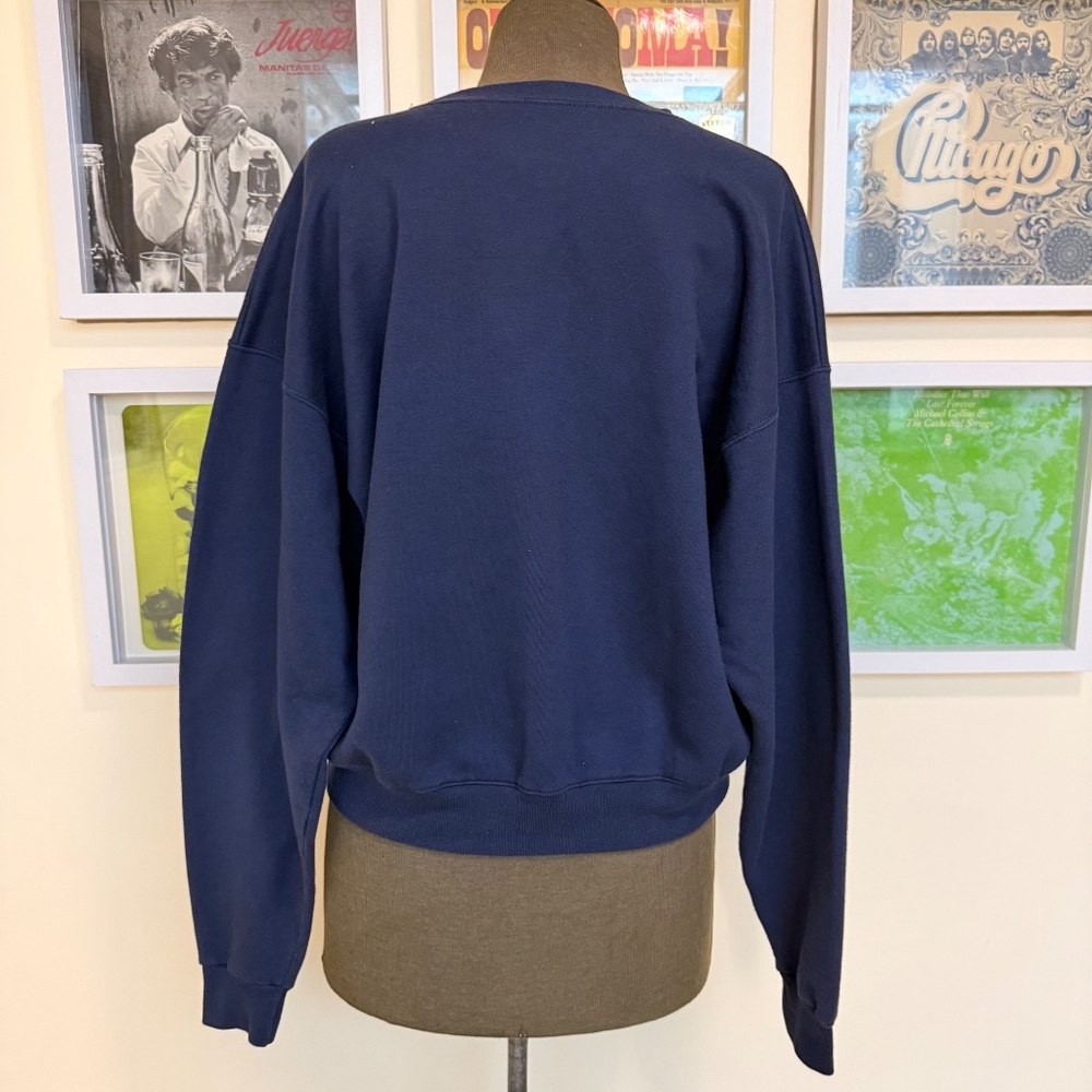 💙 Vintage 90s Embroidered Heart Crewneck Sweatshirt - Picture 2 of 8
